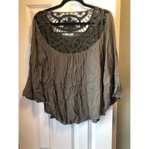 ladies maurice’s top